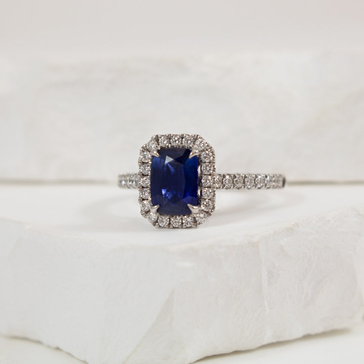 18KW Elongated Cushion Halo Sapphire &Diamond Ring
18K White Gold Sapphire & Natural Diamond Ring
1.29 Carat of Natural Elongated Cushion Cut Sapphire
0.36 Total Natural Diamond Weight SI Clarity, GH Colour
Finger Size 6.5