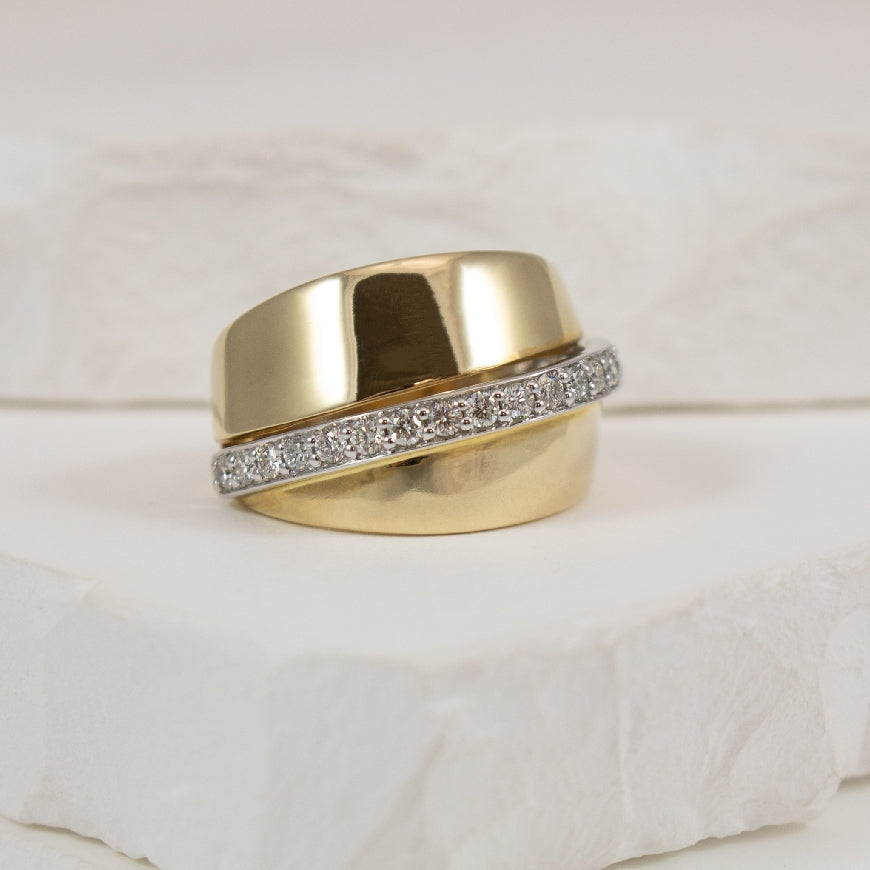 10K Yellow Gold Natural Diamond Ring
0.50 Total Natural Diamond Weight
Finger Size 7