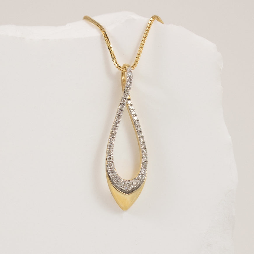 10KY Open Drop Diamond Necklace
10K Yellow Gold Natural Diamond Necklace
0.26 Total Natural Diamond Weight
Chain Length 18'