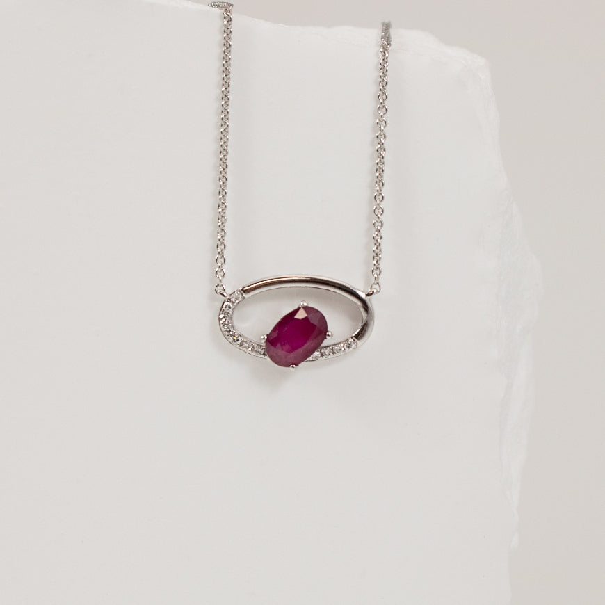 14KW Open Oval Ruby & Diamond Necklace
14K White Gold Oval Cut Ruby & Natural Diamond Necklace
0.03 Total Natural Diamond Weight I1 Clarity, GH Colour
Chain Length 16'