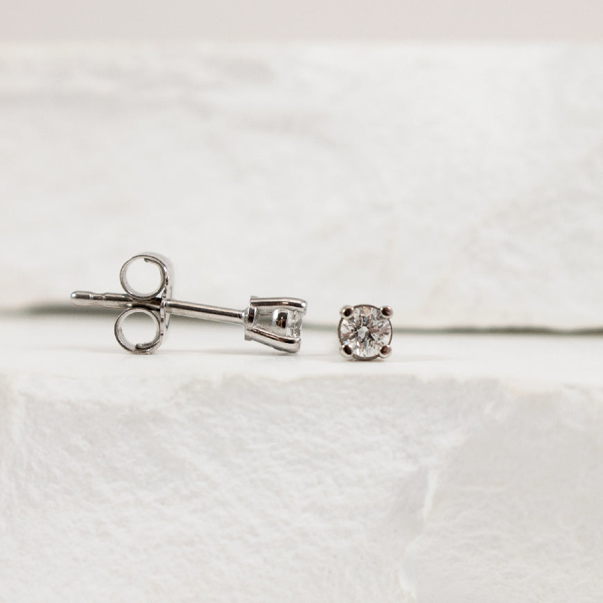 14KW 0.10CT Round Diamond Solitaire Earrings
14K White Gold Natural Canadian Diamond Solitaire Earrings
0.10 Total Natural Round Brilliant Cut Canadian Diamond Weight I1-2 Clarity, I Colour, VG Cut
Earring Closure Post with Butterfl