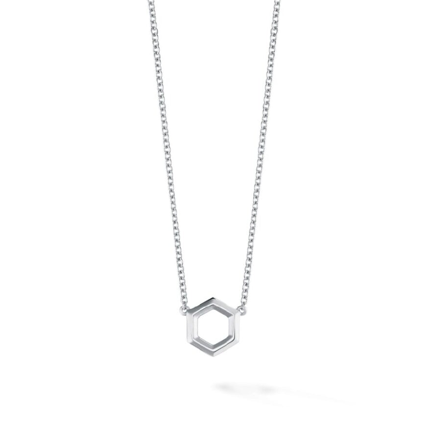 SS Birks 'Bee Chic' Collection Necklace
Sterling Silver Birks 'Bee Chic' Collection Necklace
Chain Length 18' (Adjustable)