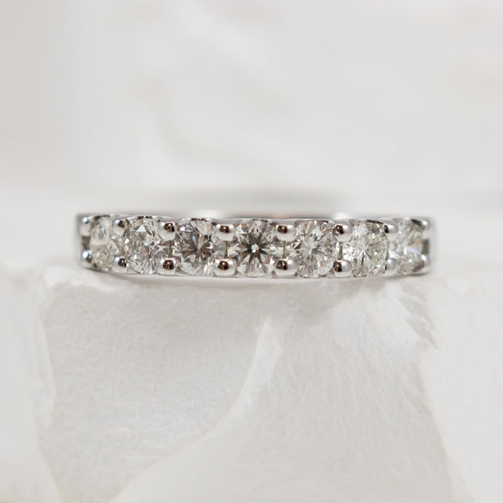 14KW Roman & Jules 0.75CT Diamond Band            
14K White Gold Roman & Jules Natural Diamond Band 
0.75 Total Natural Diamond Weight SI1-2 Clarity, G Colour
Finger Size