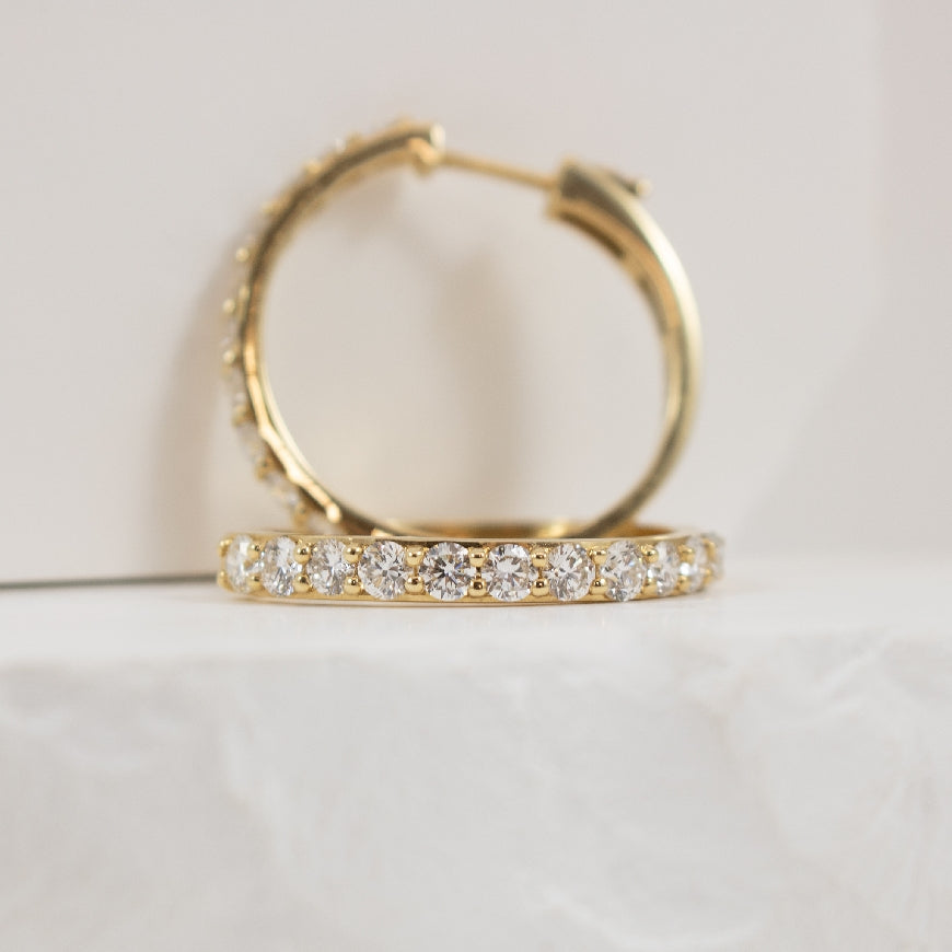 14KY 1.50CT Diamond Hoop Earrings
14K Yellow Gold Lab Grown Diamond Hoop Earrings
1.50 Total Lab Grown Diamonds SI2+ Clarity, H+ Colour
Earring Closure Secure Lock