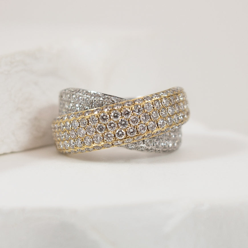 14K Two Tone Pave Wrapped Diamond Ring          
14K White & Yellow Gold S.Kashi Natural Diamond Ring
2.56 Total Natural Diamond Weight SI Clarity, GH Colour
Finger Size 6.5