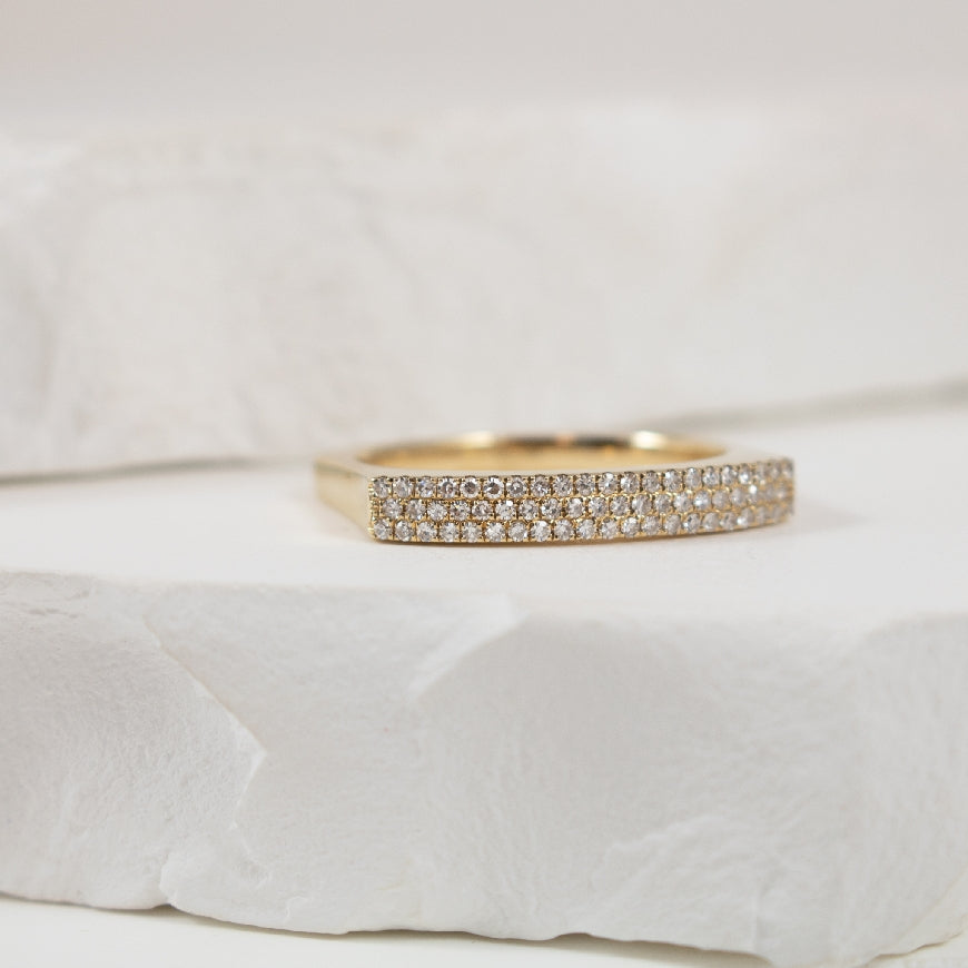 14KY Mirco Pave Diamond Stacker Band
14K Yellow Gold Roman & Jules Natural Diamond Band
0.19 Total Natural Diamond Weight SI Clarity, GH Colour
Finger Size 6.5