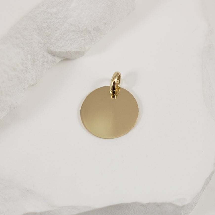 10KY Circle Engravable Pendant
10K Yellow Gold Circle Pendant
13mm Diameter
0.58 Grams