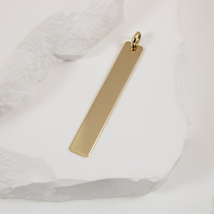 10KY Vertical Bar Pendant
10K Yellow Gold Vertical Bar Pendant
40mm Length
1.20 Grams