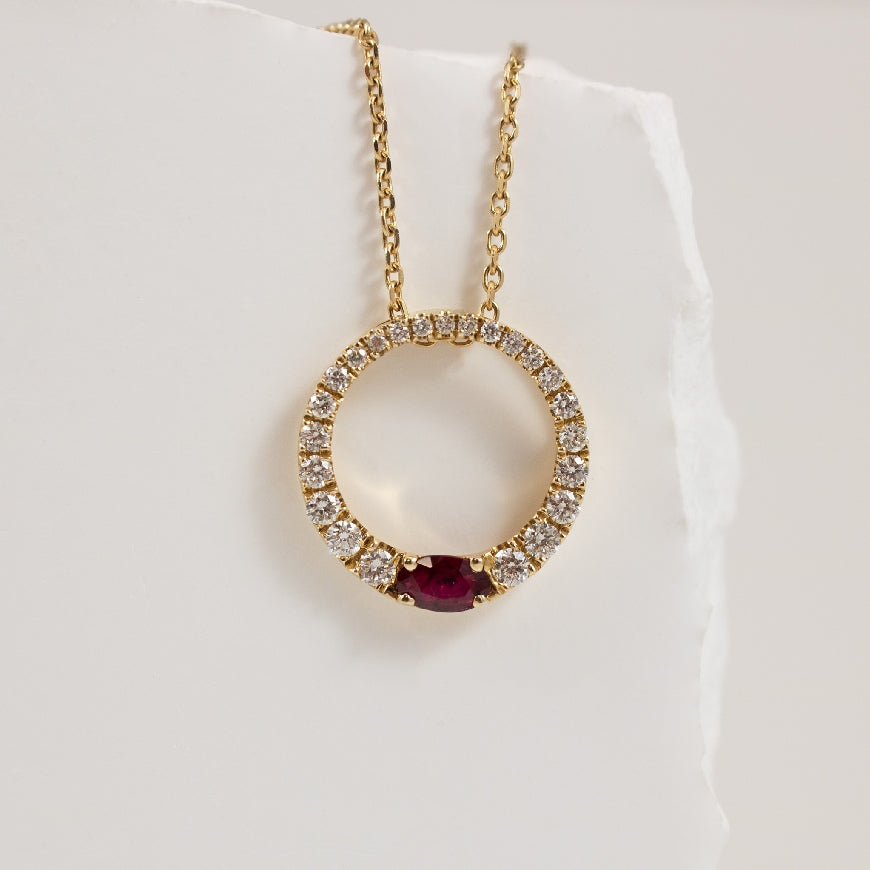 14KY Open Circle Oval Cut Ruby & Diamond Necklace
14K Yellow Gold Roman & Jules Natural Diamond & Ruby Circle Necklace
0.33 Carat Oval Cut Ruby
0.34 Total Natural Diamond Weight SI1-2 Clarity, G-H Colour
Chain Lenght 18'