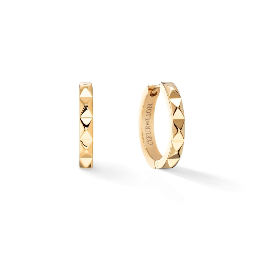 Coeur De Lion Gold IP Huggie Hoops
Coeur De Lion IP Gold Plated Huggie Hoop Earrings
Earring Closure Huggie Hoop