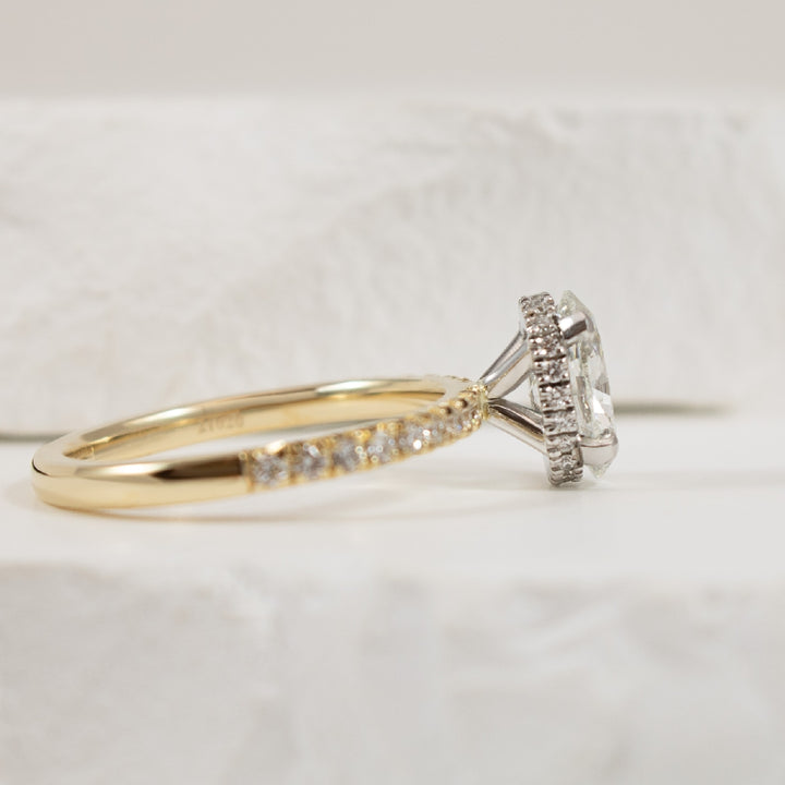 14KY 1.20CT Oval Cut Diamond Engagement Ring