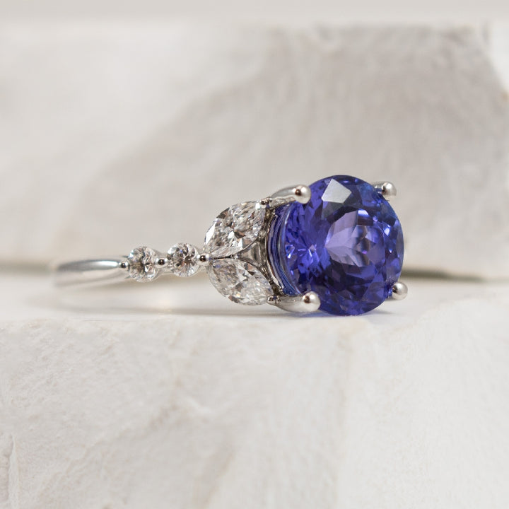 14KW S.Kashi 2.45CT Tanzanite & Diamond Ring