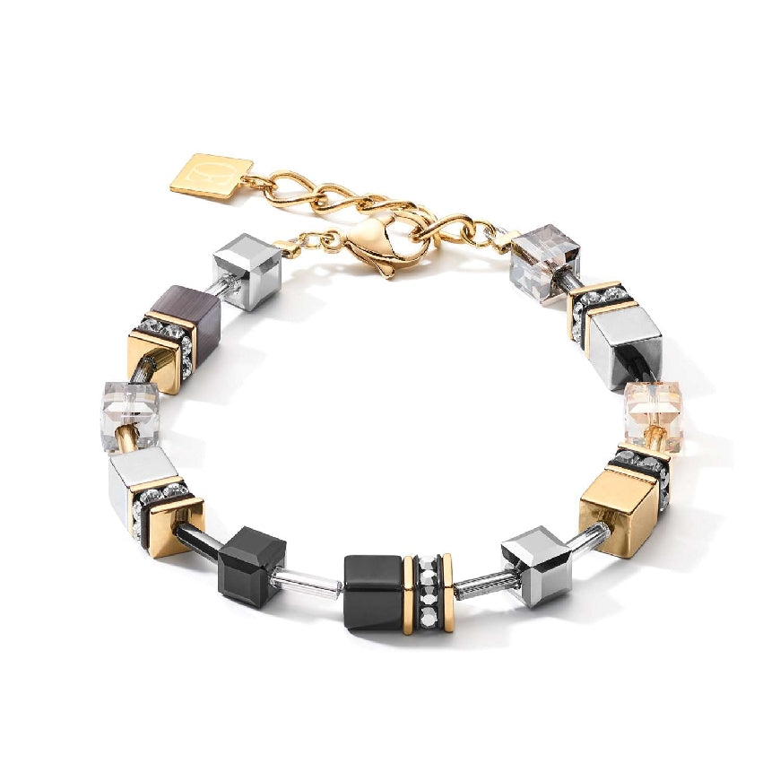 Coeur De Lion Black & Gold Geo Cube Bracelet
Coeur De Lion Black & Gold Geo Cube Bracelet
Bracelet Length 7'-8'