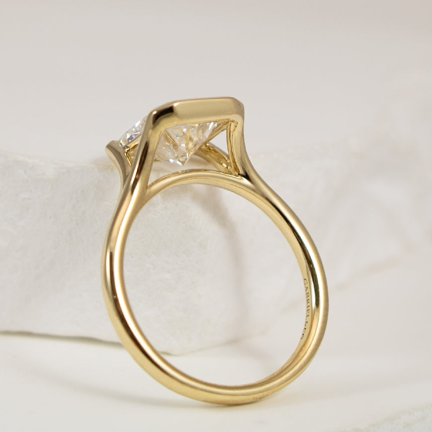 14KY Gabriel & Co. Diamond Engagement Ring