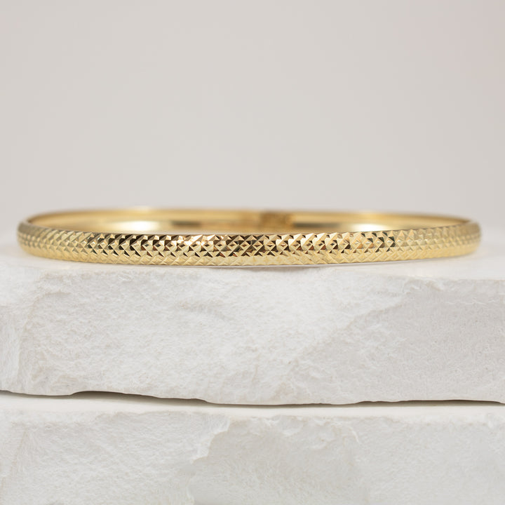 10KY Diamond Cut Flex Bangle