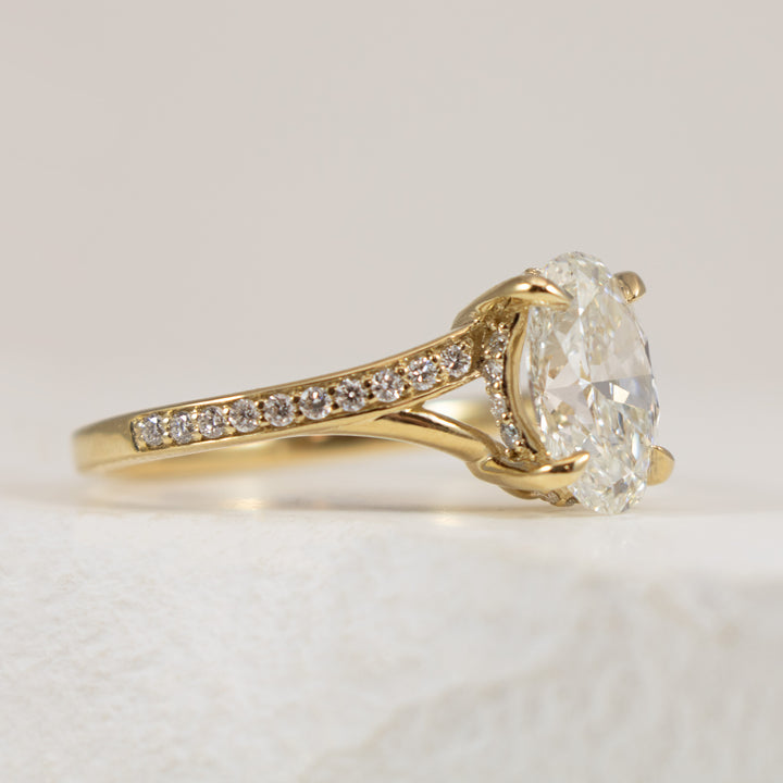 14KY 1.52CT Diamond Oval Cut Engagement Ring