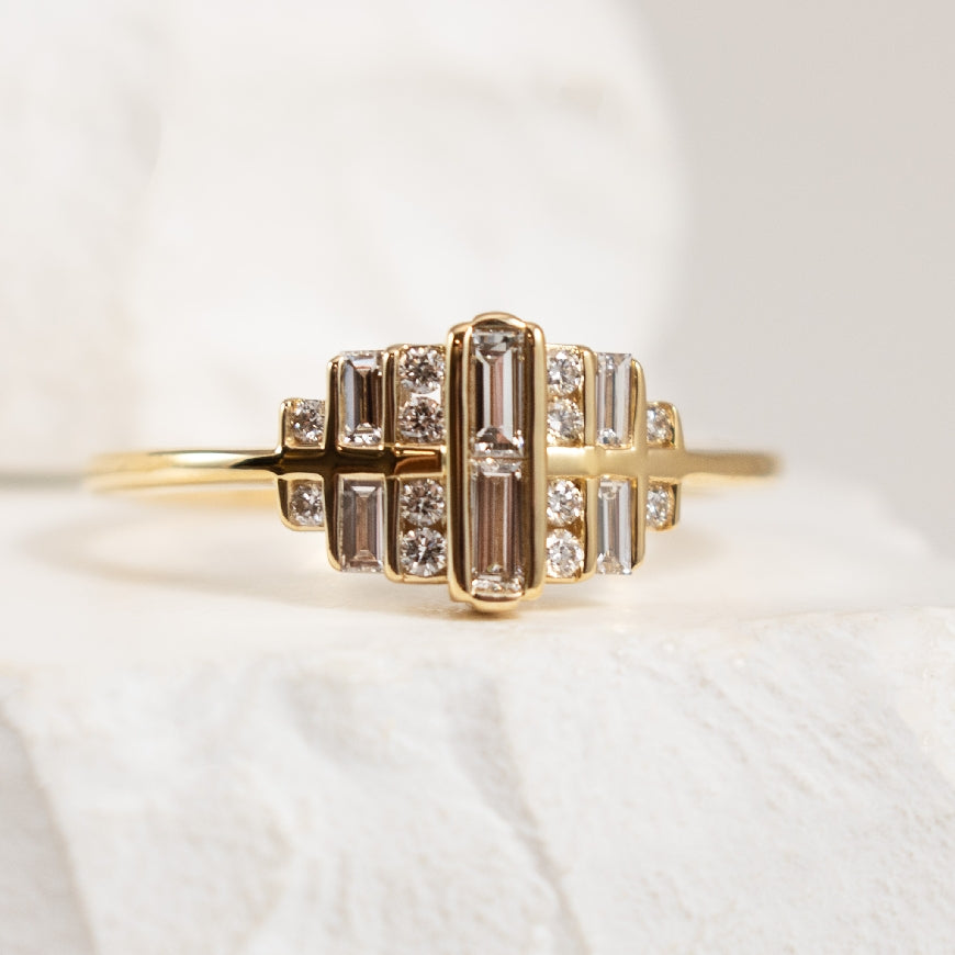 14K Yellow Gold Art Deco Ring with Natural Round & Baguette Diamonds 