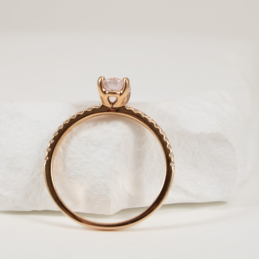 14KR Oval Cut Morganite & Diamond Accented Ring