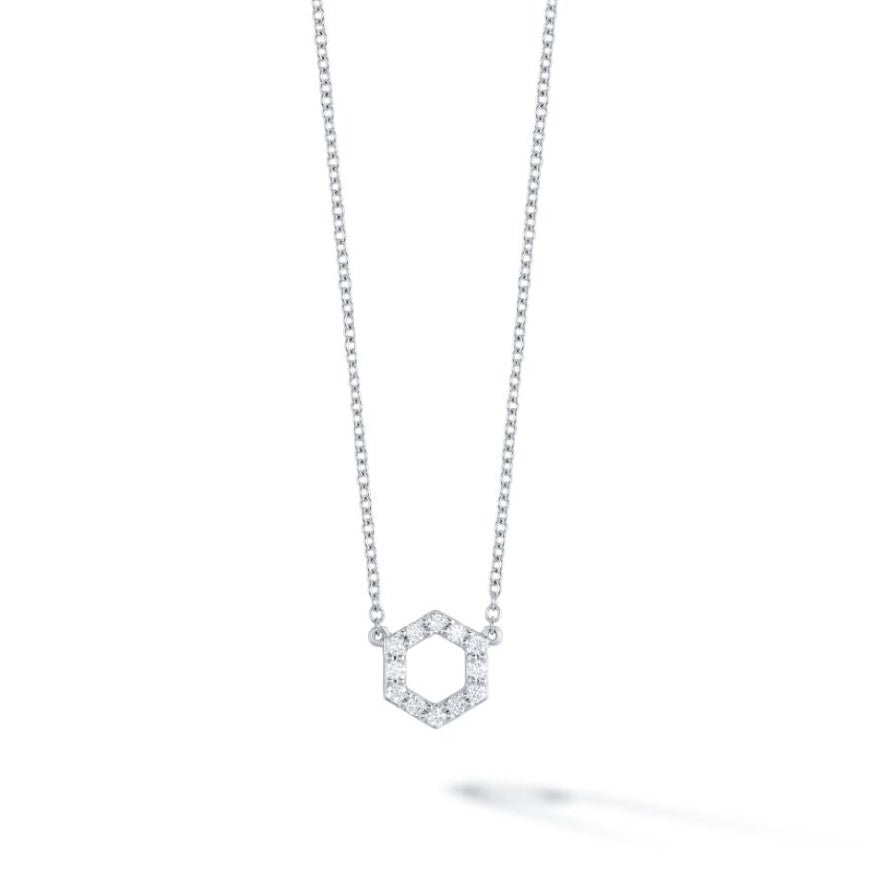 18KW Birks 'Bee Chic' Collection Diamond Necklace  

18K White Gold Birks 'Bee Chic' Collection Natural Diamond Necklace

0.11 Total Natural Diamond Weight

Chain Length 18' (Adjustable)

