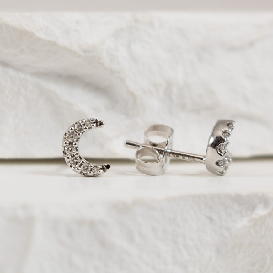 10KW Petite Diamond Crescent Moon Earrings        

10K White Gold Natural Diamond Crescent Moon Earrings

0.08 Total Natural Diamond Weight 

Earring Closure Post with Butterfly Back
