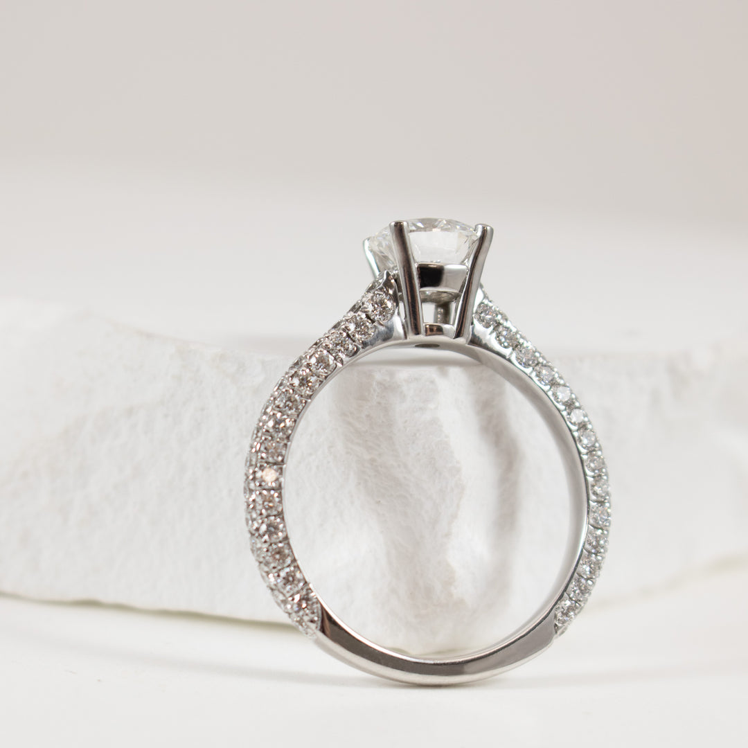 18KW 1.02CT Round Seamless Diamond Engagement Ring