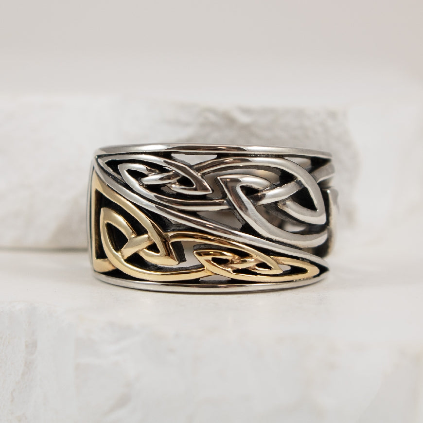 SS & 10KY Keith Jack Harmony 'Enrick' Ring        

Sterling Silver & 10K Yellow Gold Keith Jack Harmony 'Enrick' Ring

Finger Size 10
