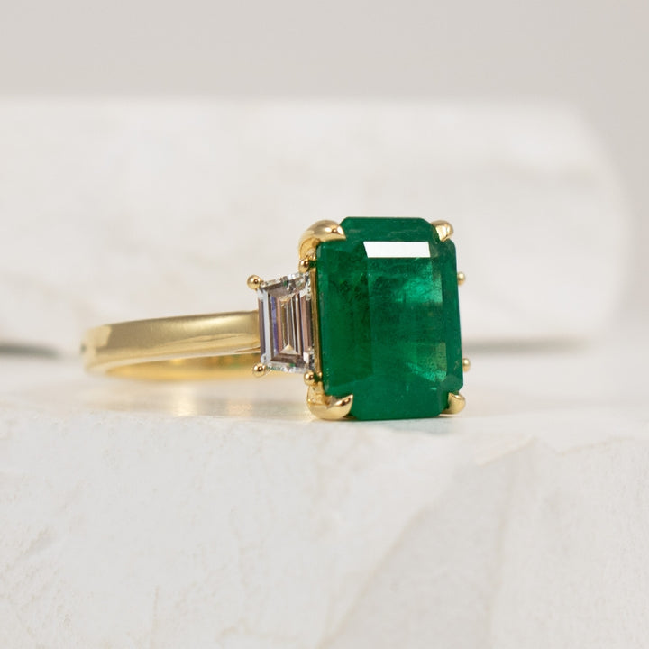 18KY Emerald & Diamond Three Stone Ring