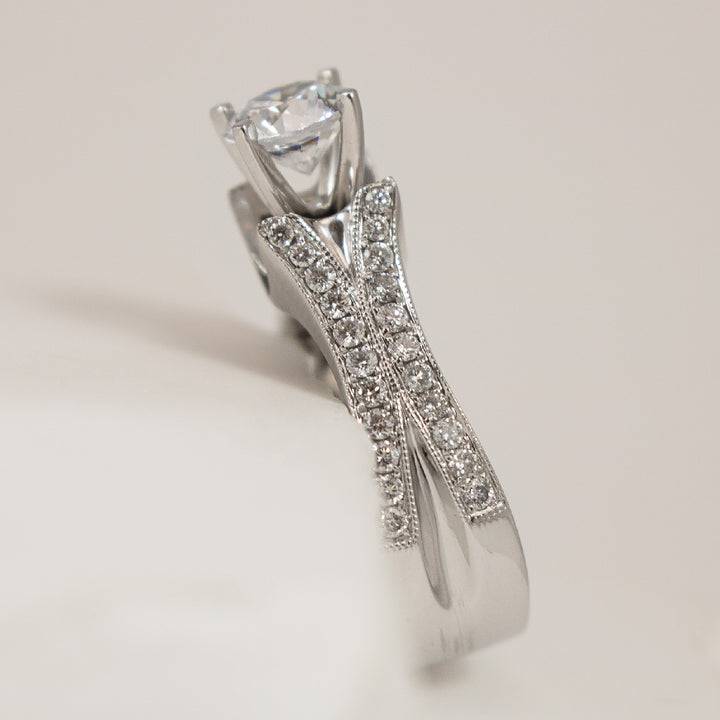 14KW Diamond Accented Ring Setting