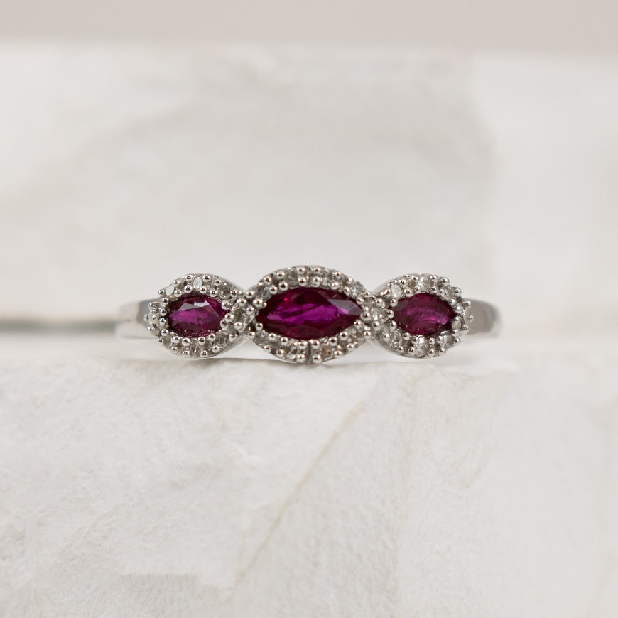 10K WHITE GOLD RUBY & DIAMOND RING

0.07 TDW

SIZE 6.5