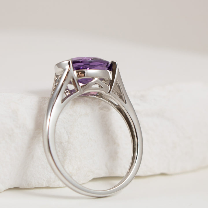 10KW Large Amethyst & Diamond Ring