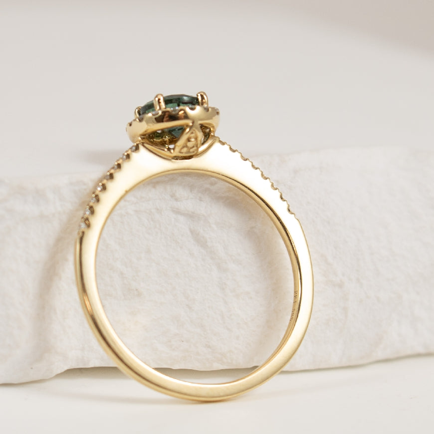 14KY Montana Sapphire & Diamond Halo Ring