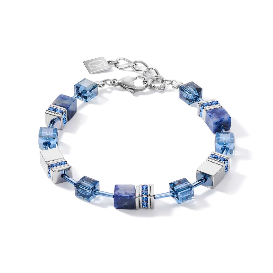 Coeur De Lion SS Blue Sodalite Geo Cube Bracelet  

Coeur De Lion Sterling Silver Blue Sodalite Geo Cube Bracelet

Bracelet Length 7-8'

