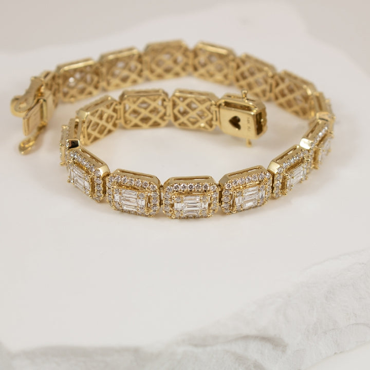 14KY 5.30CT Roman & Jules Diamond Halo Bracelet