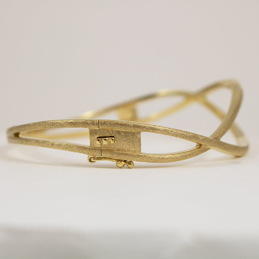 14KY Wavey Brushed Gold Diamond Bangle Bracelet