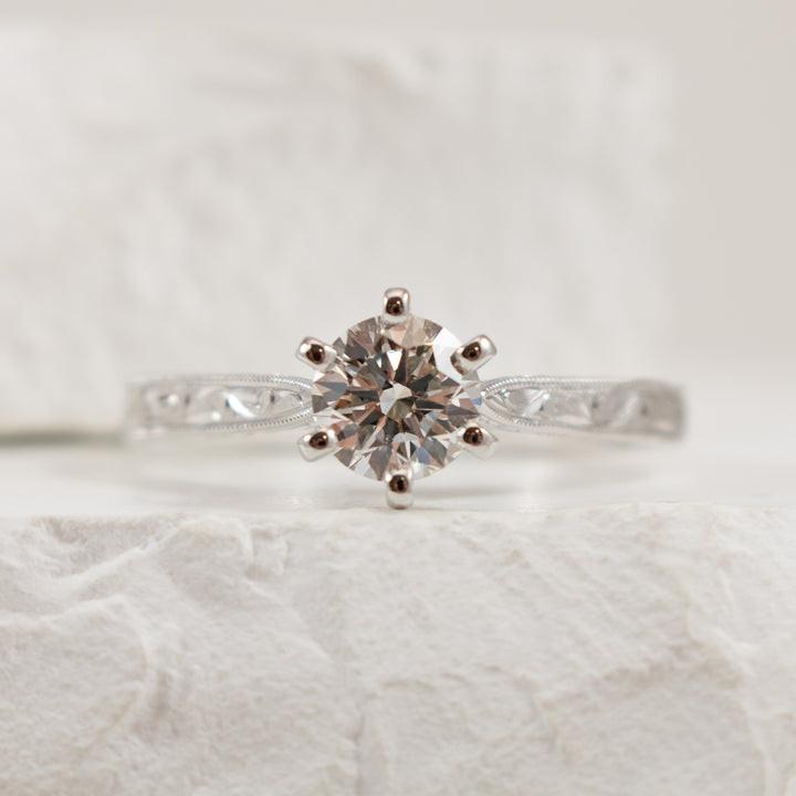 14KW Vintage Style 6 Claw Diamond Engagement Ring