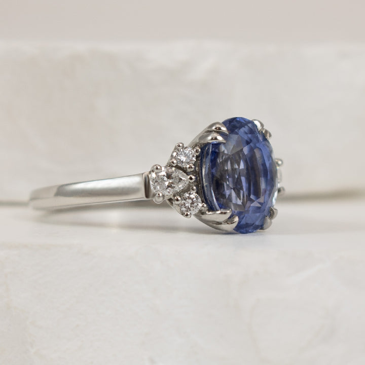 Platinum 4.03CT Oval Cut Cornflower Sapphire Ring