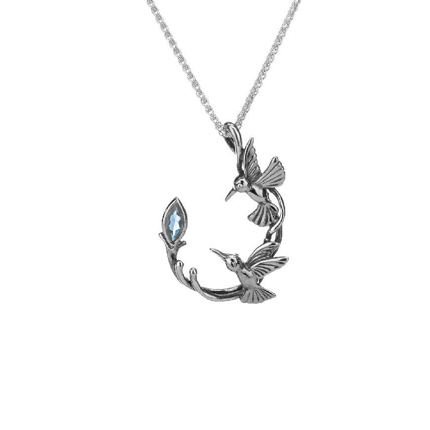 SS Blue Topaz Double Hummingbird Necklace          

Sterling Silver Keith Jack Blue Topaz Double Hummingbird Necklace

Accented with Blue Topaz

Chain Length 18'
