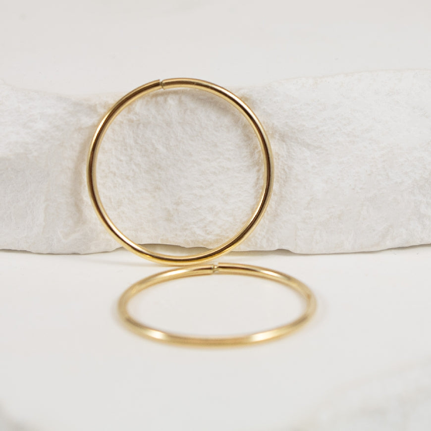 10K Yellow Gold Hoop Earrings

Earring Closure Sleeper Hoop

18mm Diameter

Grams

