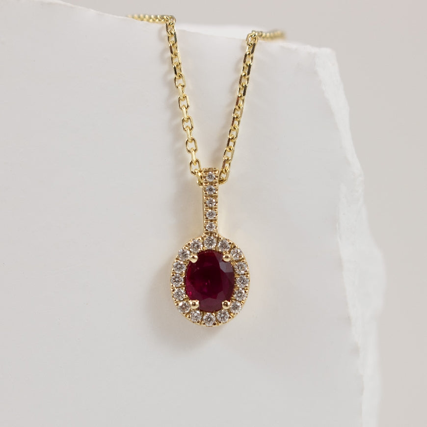 14KY Halo Oval Cut Ruby & Diamond Necklace        

14K Yellow Gold Roman & Jules Natural Diamond & Ruby Oval Halo Necklace 

0.43 Carat Oval Cut Ruby

0.10 Total Natural Diamond Weight SI1-2 Clarity, G-H Colour 

Chain Length 18' 


