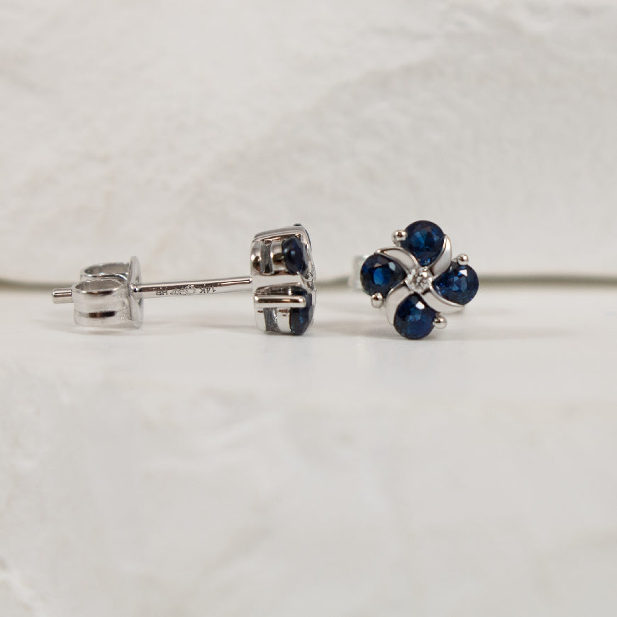 14KW Clover-Shaped Sapphire & Diamond Earrings   

14K White Gold Sapphire & Natural Diamond Stud Earrings 

0.41 Total Sapphire Weight

0.02 Total Natural Diamond Weight VS-SI Clarity, G-H Colour 

Earring Closure Post with Butterfly Back
