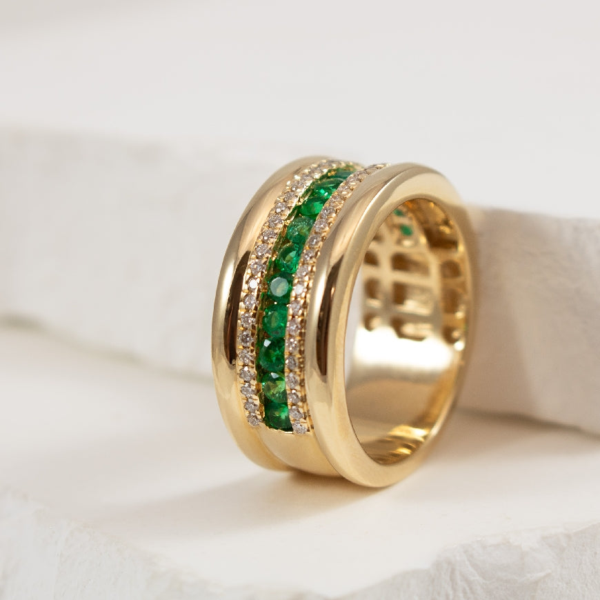 14KY Emerald & Diamond Wide Statement Ring