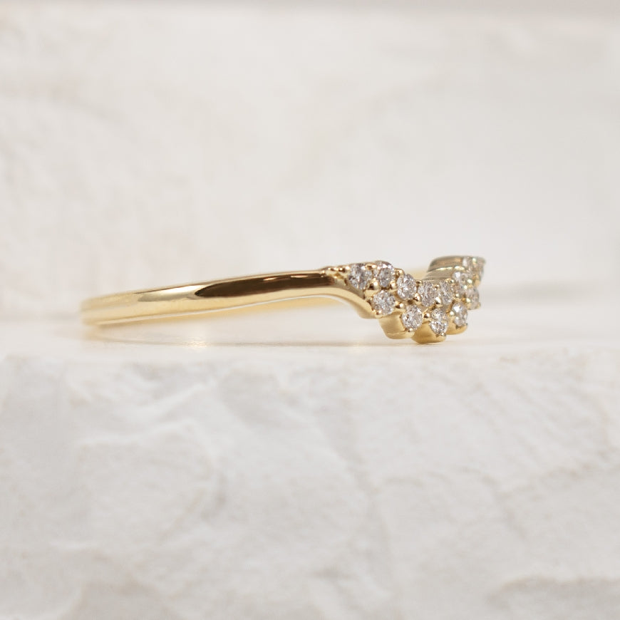 14KY Petite Diamond Round Contour Band