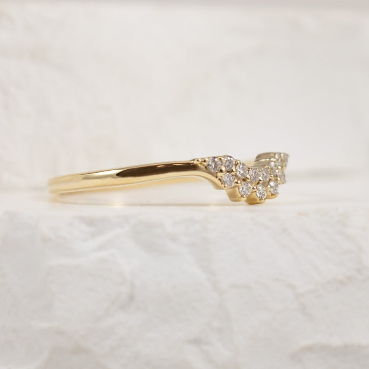 14KY Petite Diamond Round Contour Band
