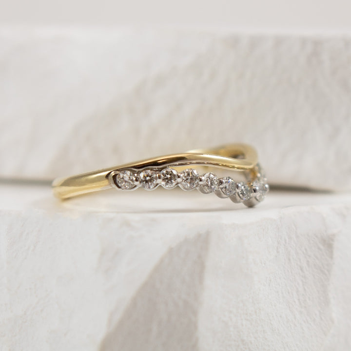 14KY Canadian Double Layer Contour Band    

14K