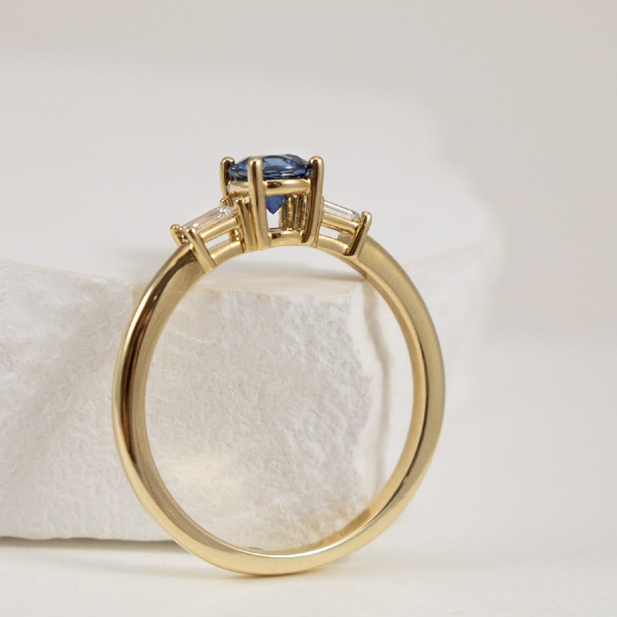 14KY Sapphire & Diamond Three Stone Ring