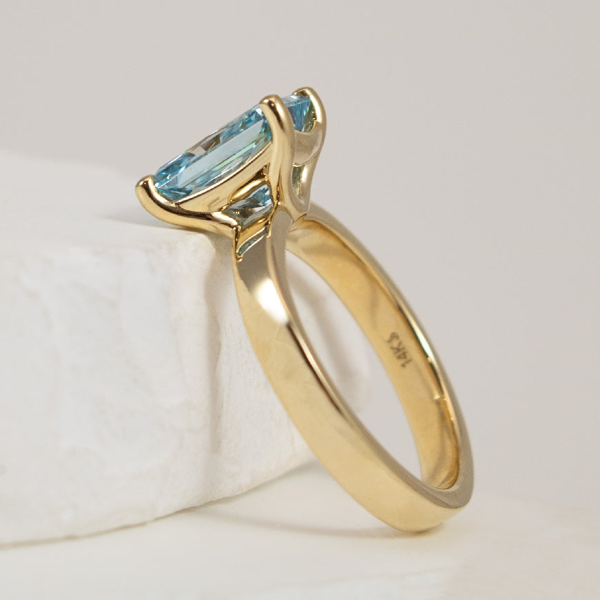 14KY Fancy Vivid Blue Diamond Engagement Ring