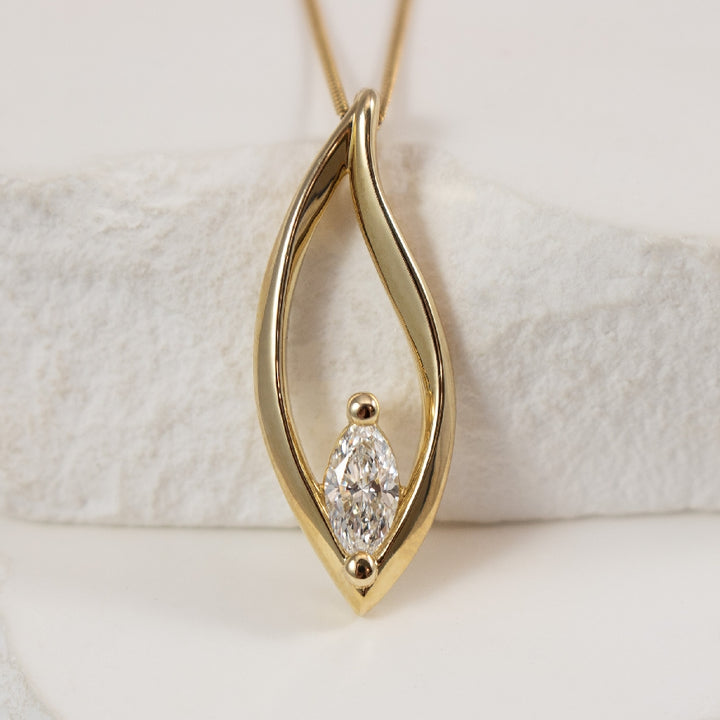 10K Yellow Gold Lab Grown Diamond Necklace

0.30 Total Lab Grown Diamond Weight of VVS-VS Clarity, DEF Colour

Chain Length 

