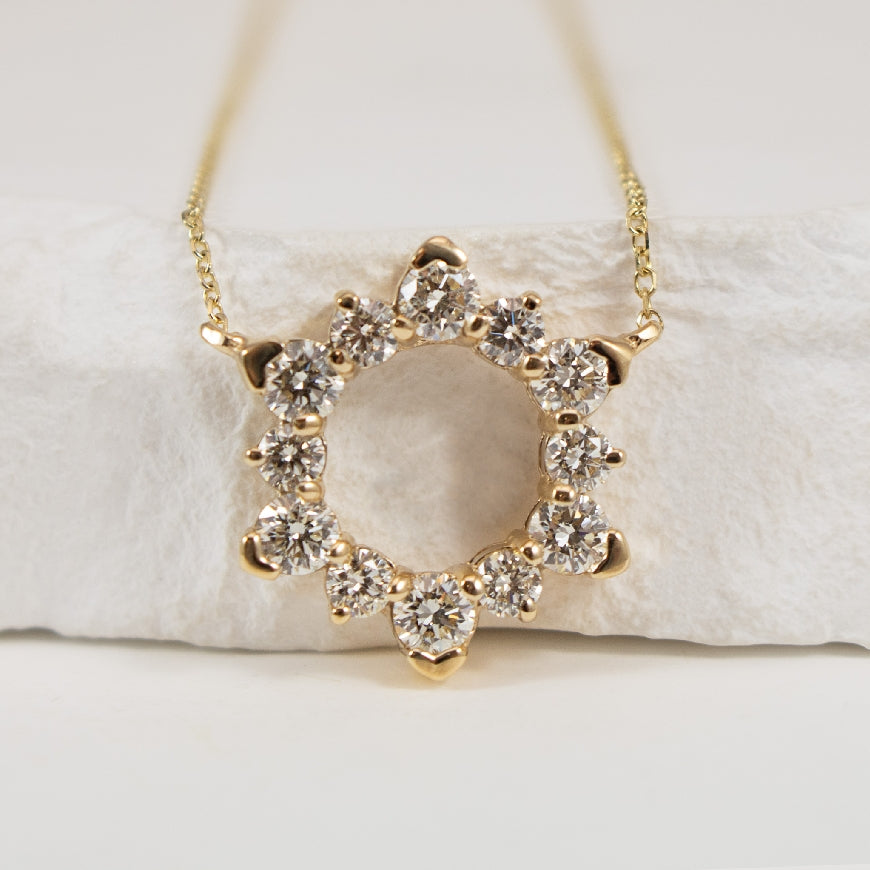 14K Yellow Gold Diamond Open Circle Necklace 

0.94 Total Natural Diamond Weight 

Chain Length 18' 

